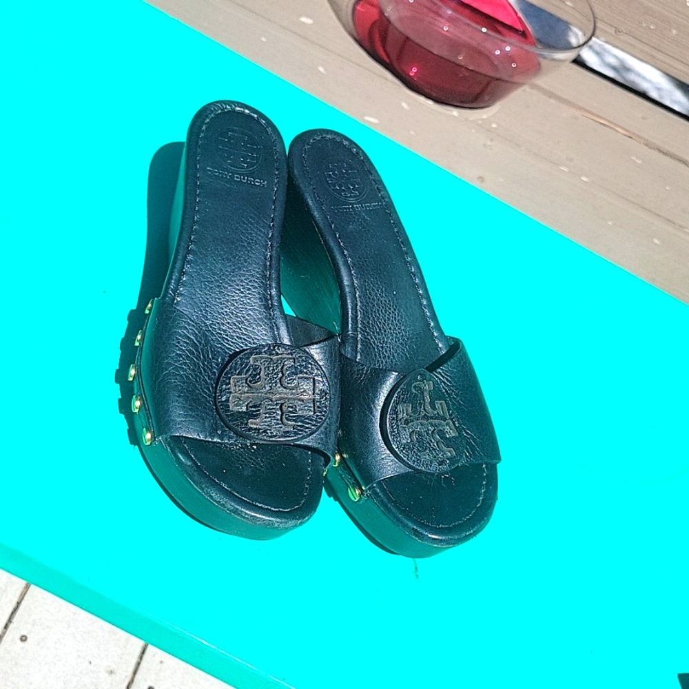Black Tory Burch sandals
